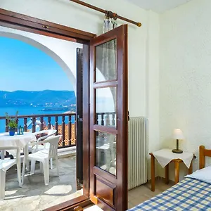 kritikos-apartments.hotelschalkidiki.net/