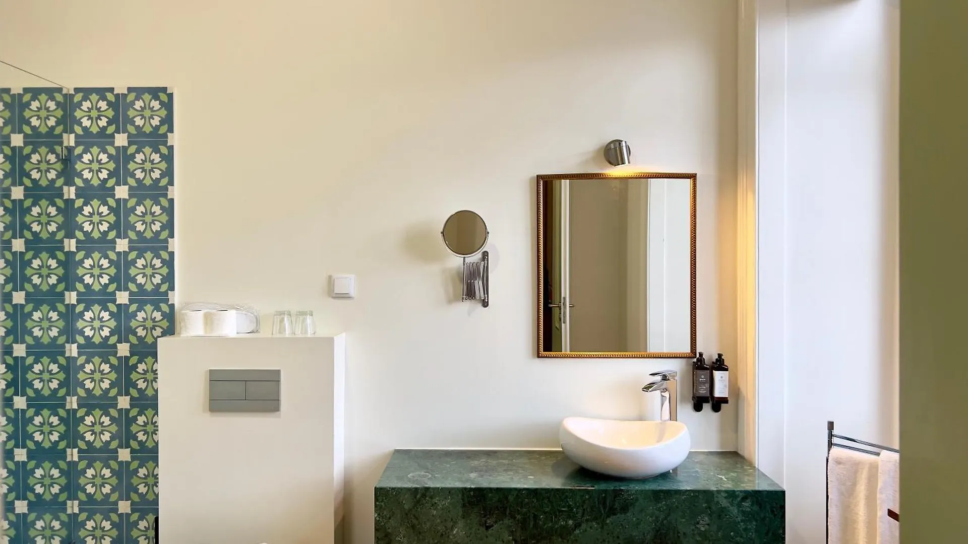 **** Pensionat Tesouro Da Baixa By Shiadu Hotell Lisboa Portugal